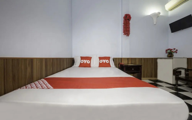 OYO 718 Nu Hoang Hotel