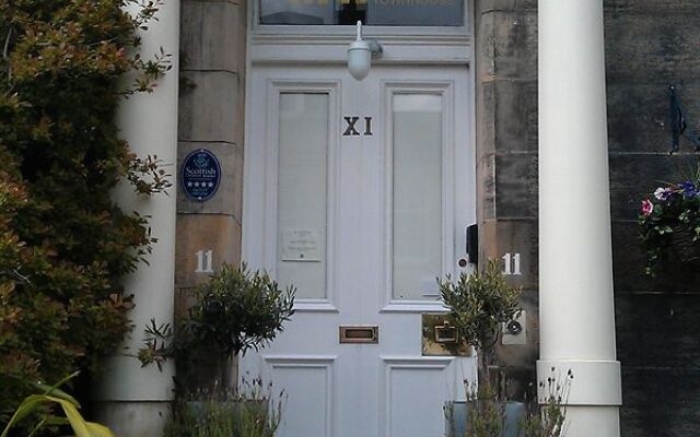 MW Townhouse Guesthouse 4 Star
