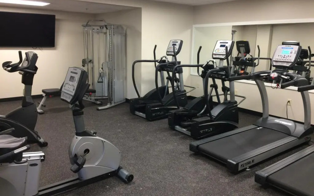 Cedar Point's Hotel Breakers