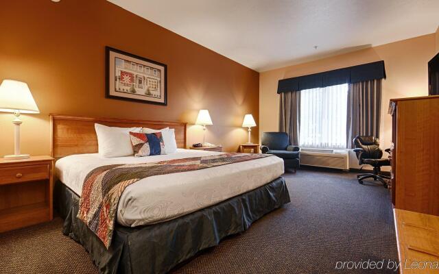 Best Western Wheatland Inn