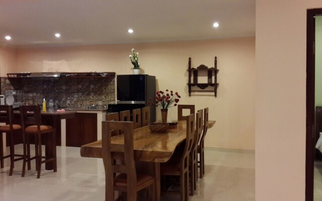 Aisha Family Villa