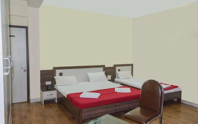 Hotel Mukesh residency