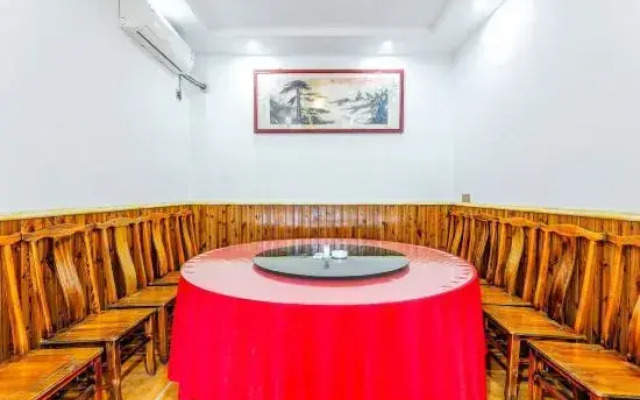 Lingtoubing Guesthouse