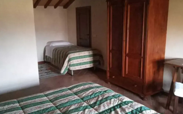 Nice Apartment With Pool and Beautiful Garden