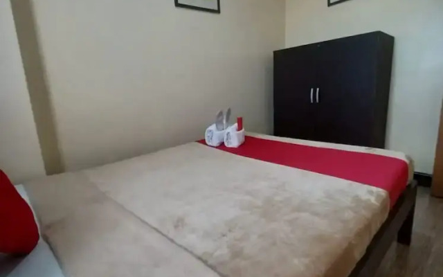 OYO 908 153 Silverio Suites