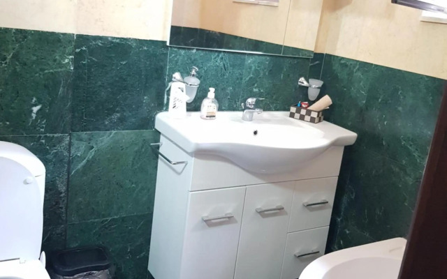 Apartament parter Arena Nationala Monza Mega Mall