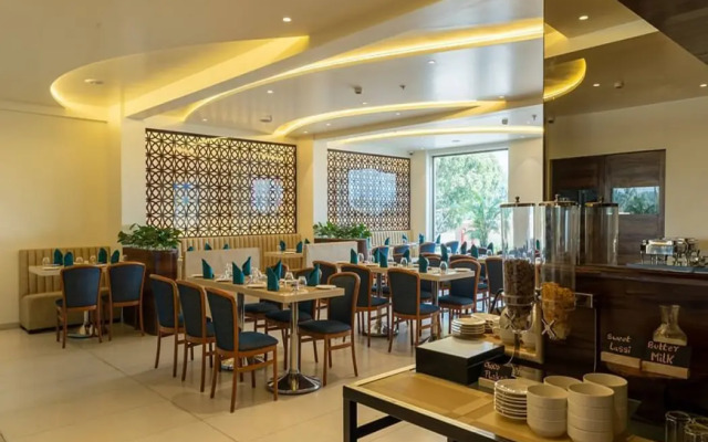 Mastiff Grand The Sia Palace Suites & Banquets, Khopoli (Nr. Imagica)