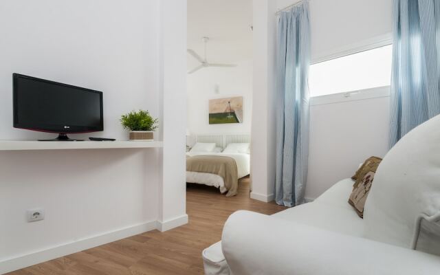 Prime Location 2 Bd Apartement Next To The Town Hall Square Zaragoza Ii