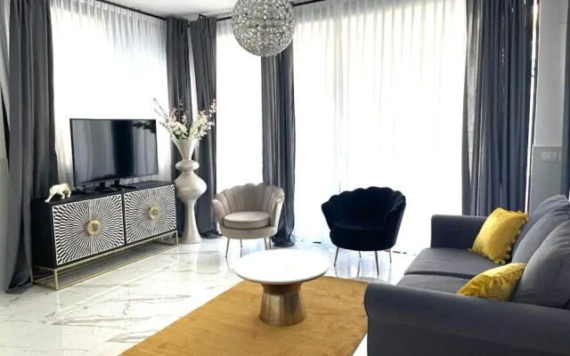 Best Apartment TEL AVIV CENTER 50Meters from the beach/PARKING