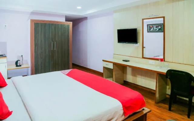 Mother Palace by OYO Rooms