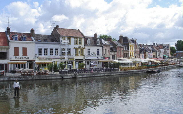 B&B HOTEL Amiens Centre Cathédrale