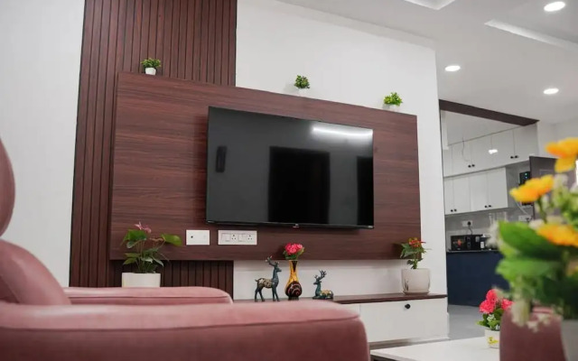 Manish Suites & Service Apartments