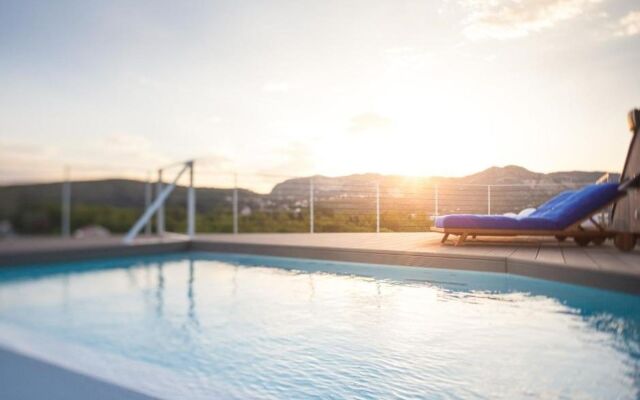 One Suite Hotel