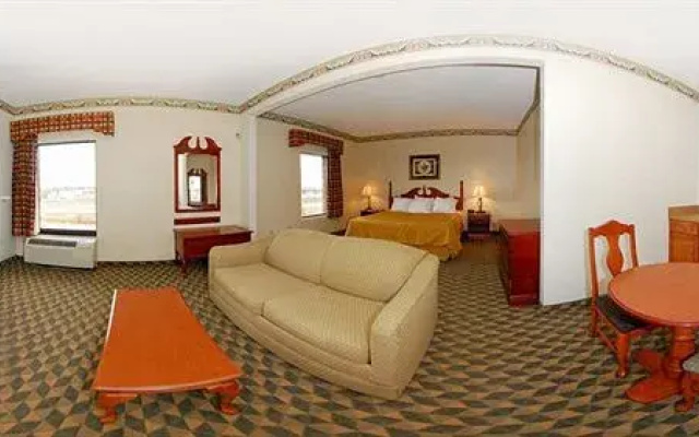 Comfort Suites