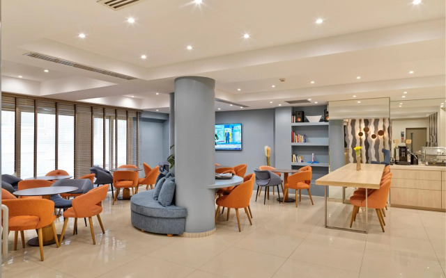 Phidias Piraeus Hotel