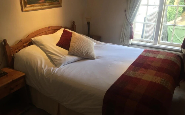 The Winchfield Inn