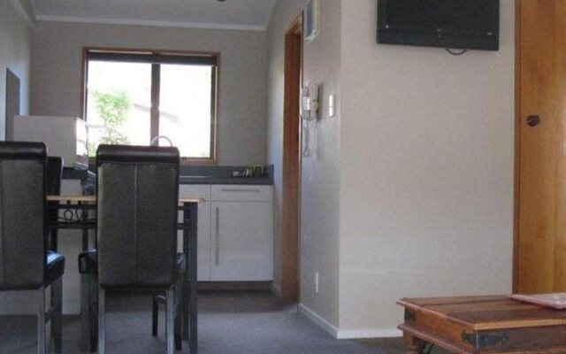 Lake Matheson Motel