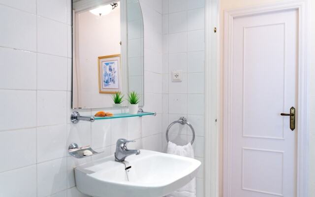 Delightful Penthouse with Sea View in Club Caronte Ref 123