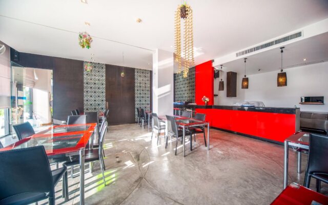 I Dee Hotel Patong