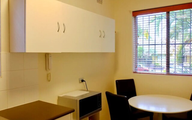 Cozy Marrickville Apartment Near Centre