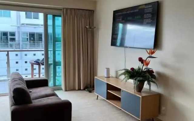Waterfront Seaview Apt Hotel