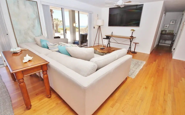 Beachside Vista II Apartment 4