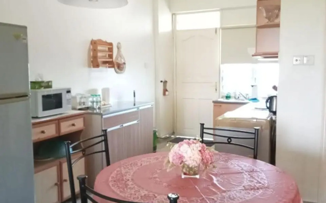 Seri Bulan Resort – Guest Rooms – Teluk Pelanduk
