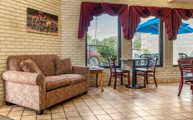 Econo Lodge