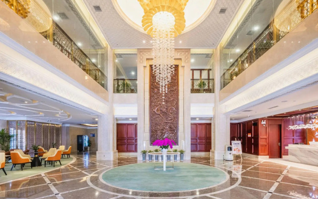 Aoshideng Hotel (Yulin College)(奥仕登酒店(榆林学院店))