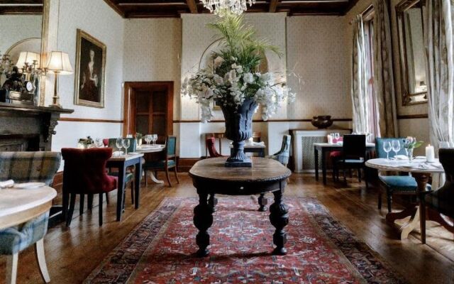 Huntsham Court