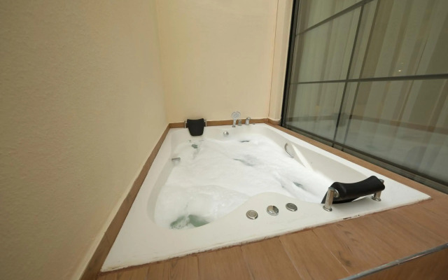 Mielo Lara Hotel