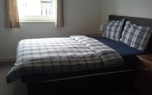 Bushwood, Ldn 2bed Apt-balcony-parking