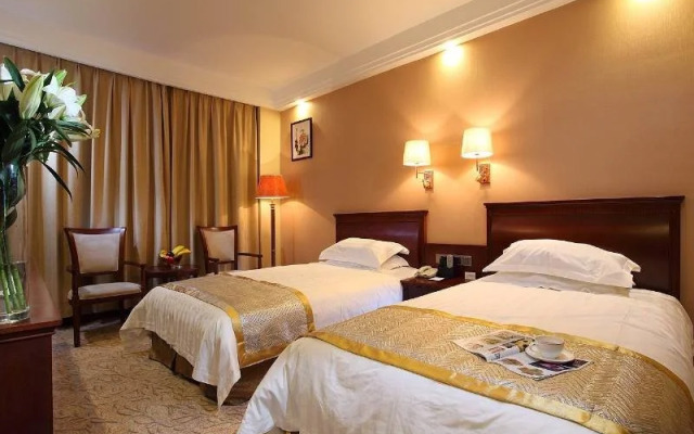 Yunfeng Hotel