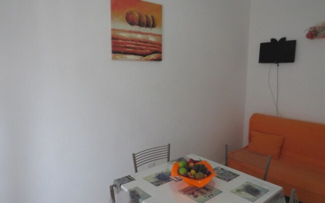 Apartment With one Bedroom in Avola, With Furnished Balcony and Wifi -