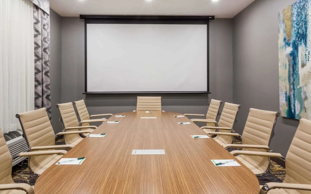 Best Western Plus Airdrie Gateway