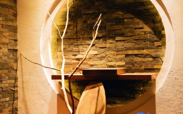 Puzhehei Mingsu · Mountain View Sunset Hotel (Puzhehei Scenic Area Qinglongshan Branch)