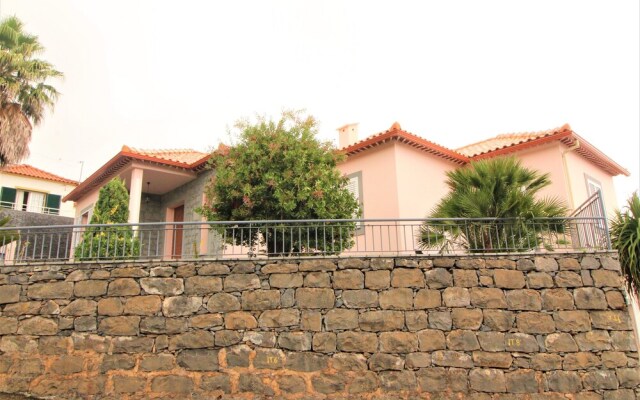 Santana Luxury Villa