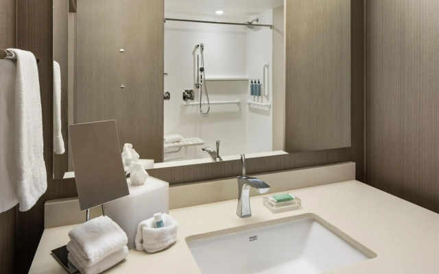Courtyard by Marriott Minneapolis West