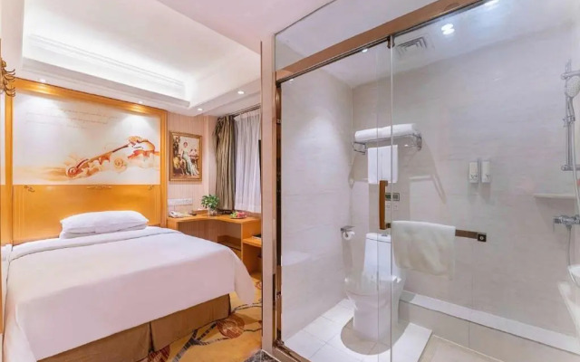 Vienna International South Railway Station