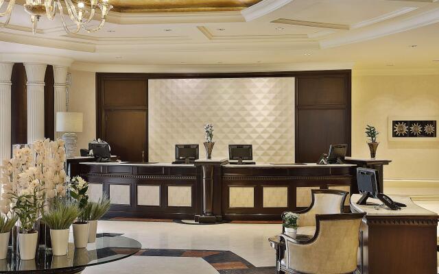 Hilton Beirut Habtoor Grand