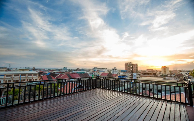 Seng Hout Hotel