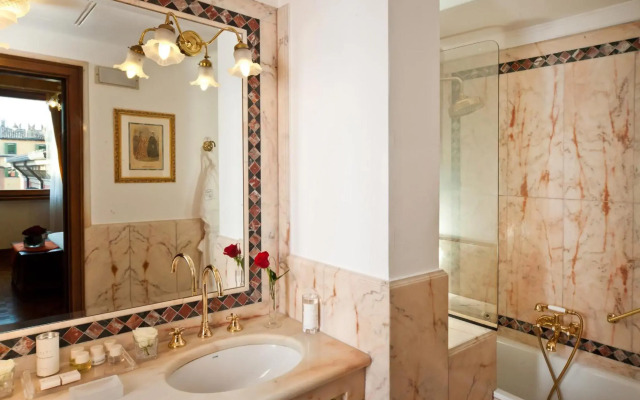 Due Torri Hotel
