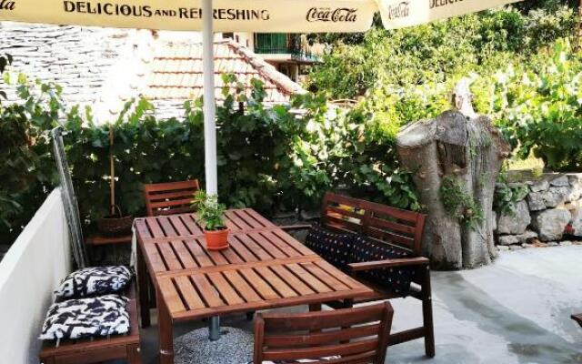 Newly Renovated 3 Bedroom Holiday House O'Live