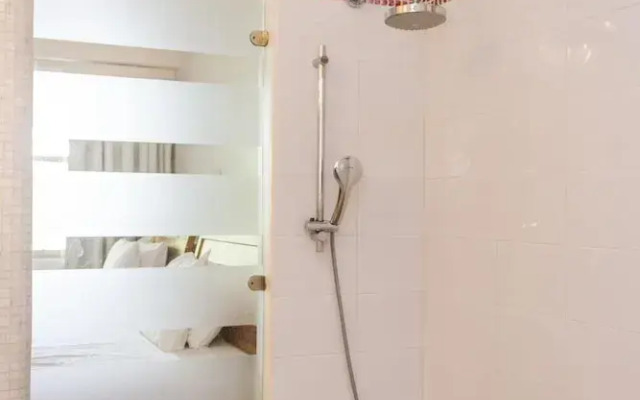 Mimosa Penthouse 1 by Realty Group