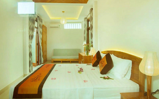 Riverside Plum Garden Homestay
