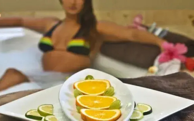 Lodge On The Lake and Wellness Spa