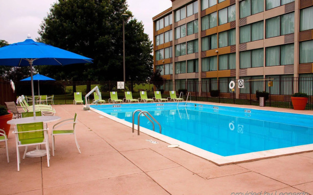 Holiday Inn Weirton - Steubenville Area by IHG