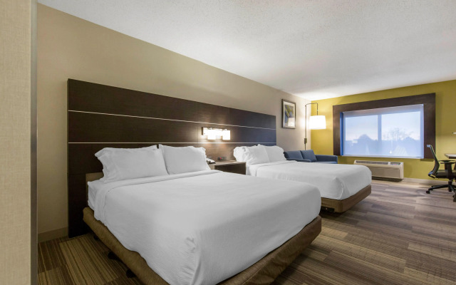 Holiday Inn Express & Suites Chicago West - St Charles