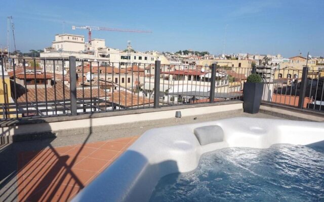 Trevi Palace Luxury Inn