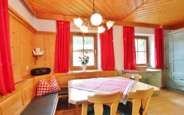 Charming Holiday Home With Private Swimming Pool in Salzburg